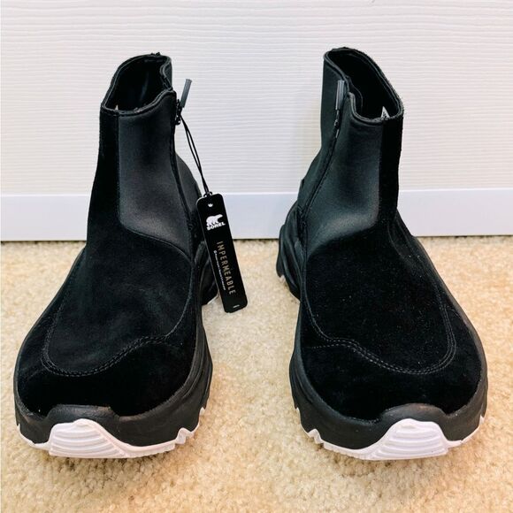 NWT SOREL Kinetic Breakthru Acadia Black Suede Bootie Women's Sz 7 - Picture 3 of 13